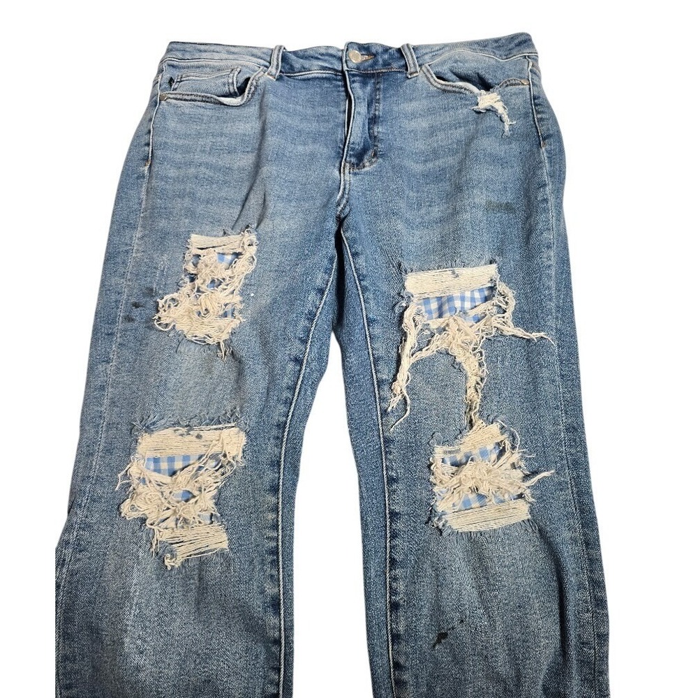 Judy Blue Medium Blue High-Rise Distressed Jeans with Patch Detail